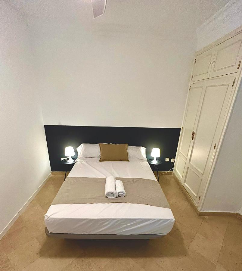 Villa Rooms Мадрид Екстериор снимка